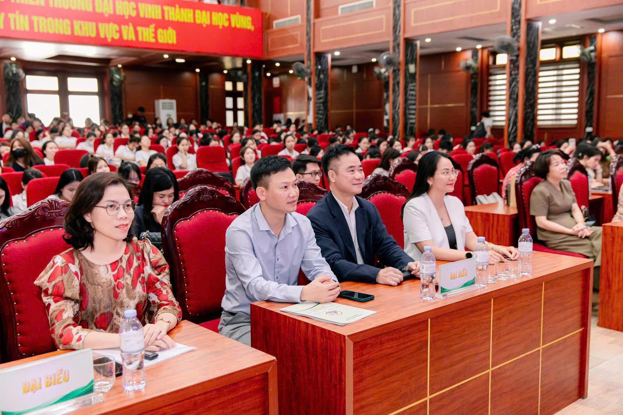 ký kết 12